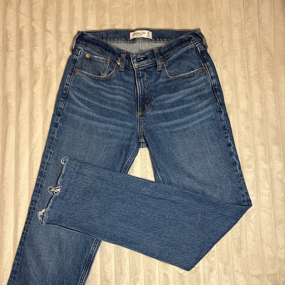 Abercrombie & Fitch Mid-Lowrise Straight Denim Jeans